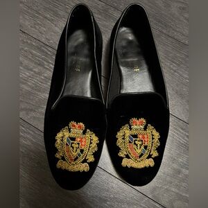 Luxurious Black Velvet Loafers with Gold Crest